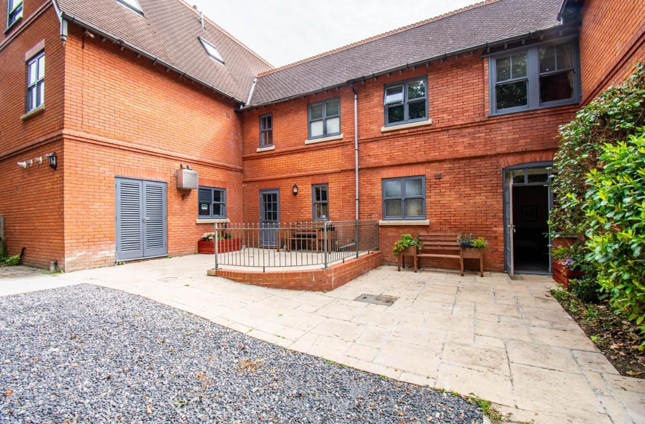 Eton House - Self Check-In, Ensuite Rooms & Self-Catering Studios Yeovil Exterior foto